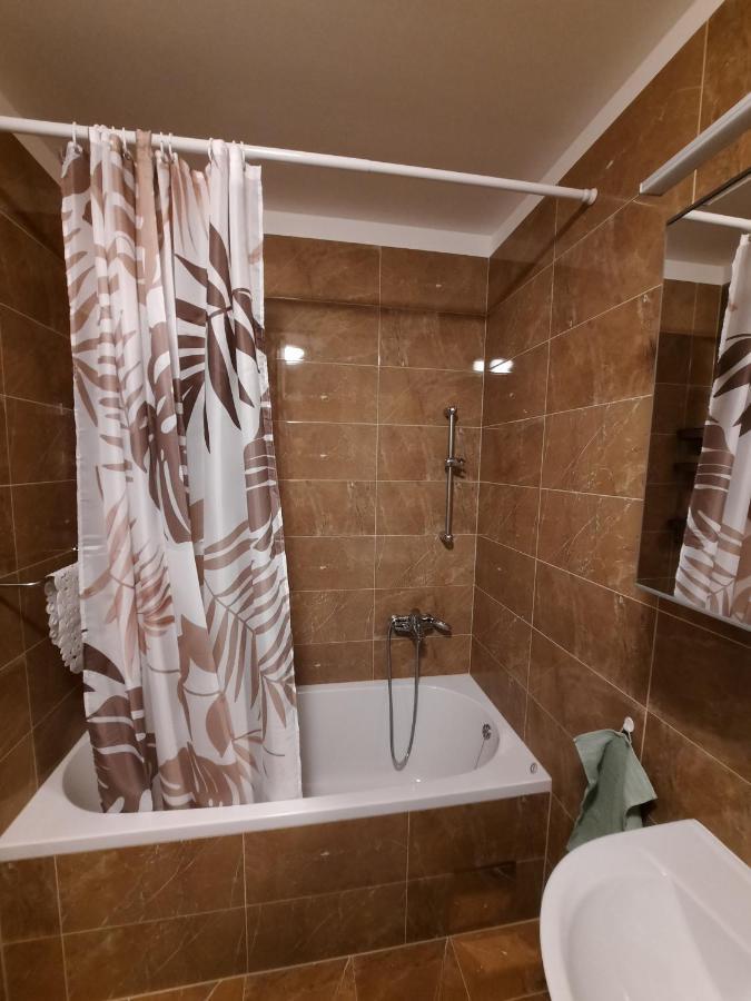 Apartment Mrvica Near The Zagreb Airport Velika Gorica Bagian luar foto